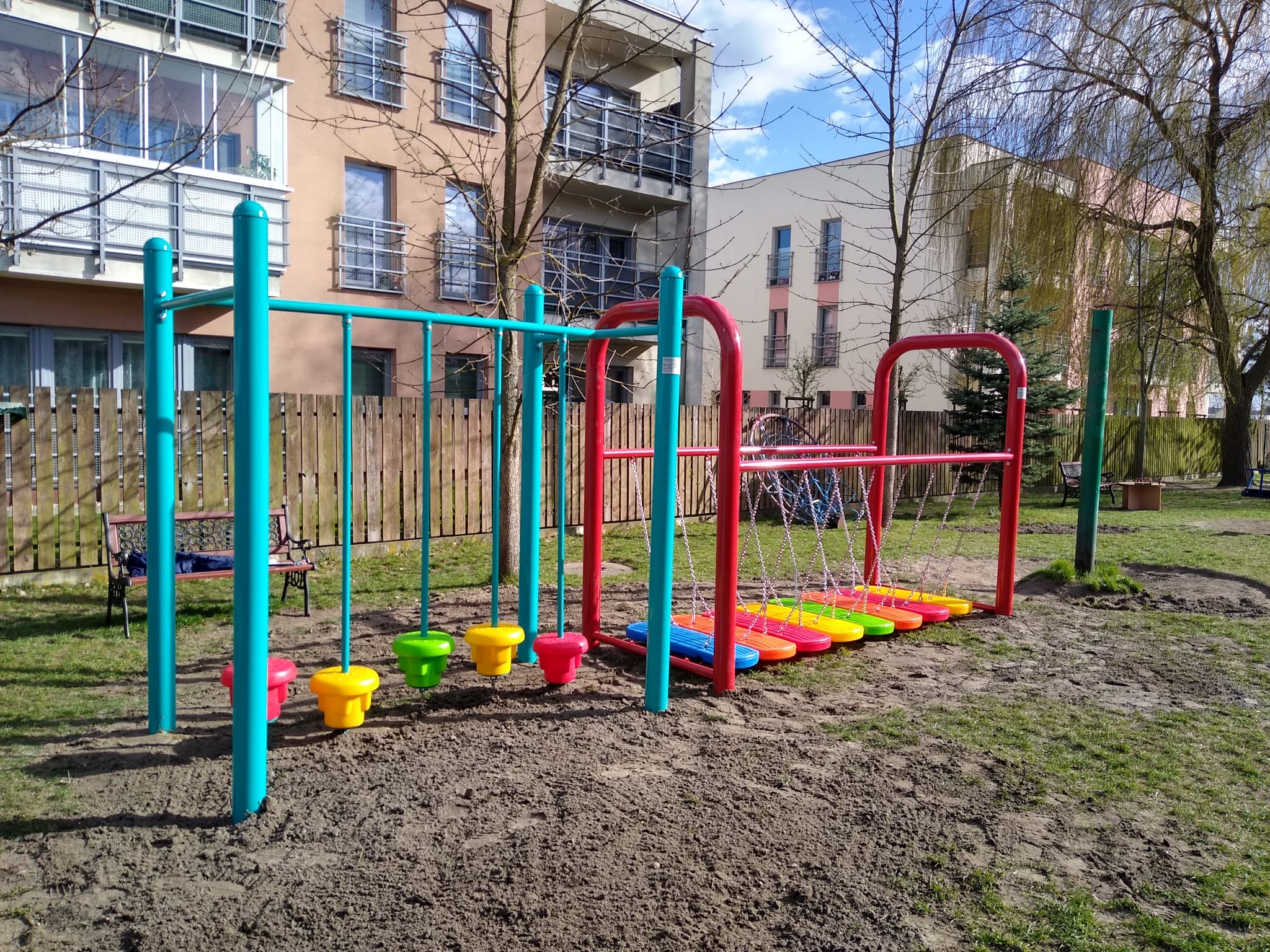 Zabawa i radość w przedszkolu Piotruś Pan w Radzyminie.